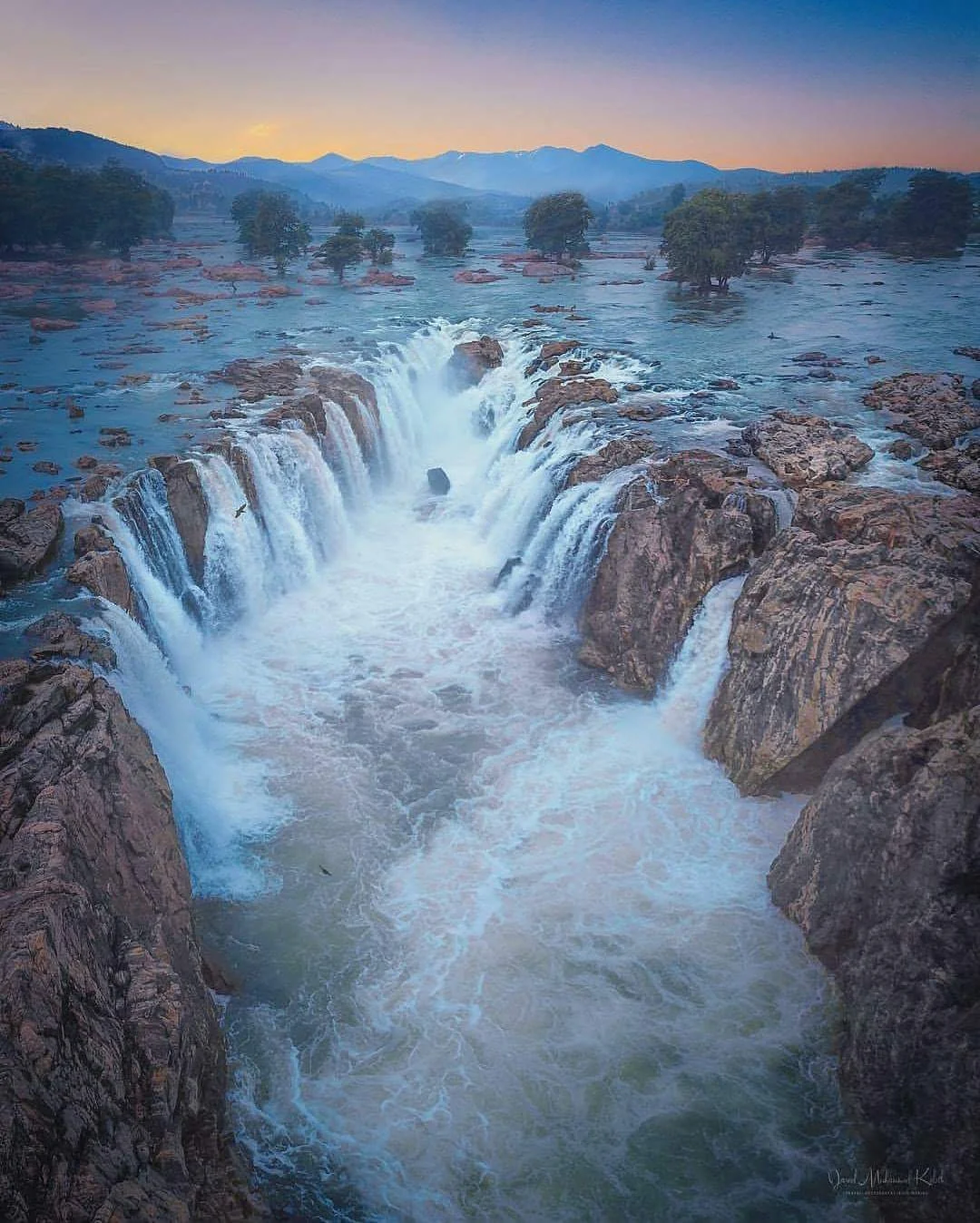 Hogenakkal Falls trip from Bangalore by cab